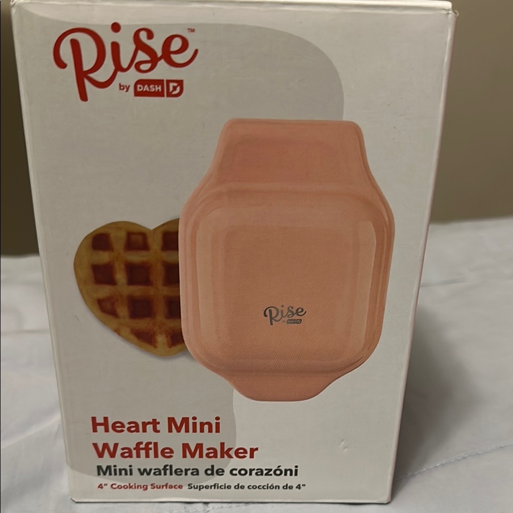 Rise heart mini waffle maker